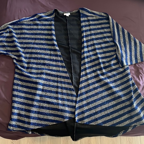 LuLaRoe kimono - Picture 2 of 4